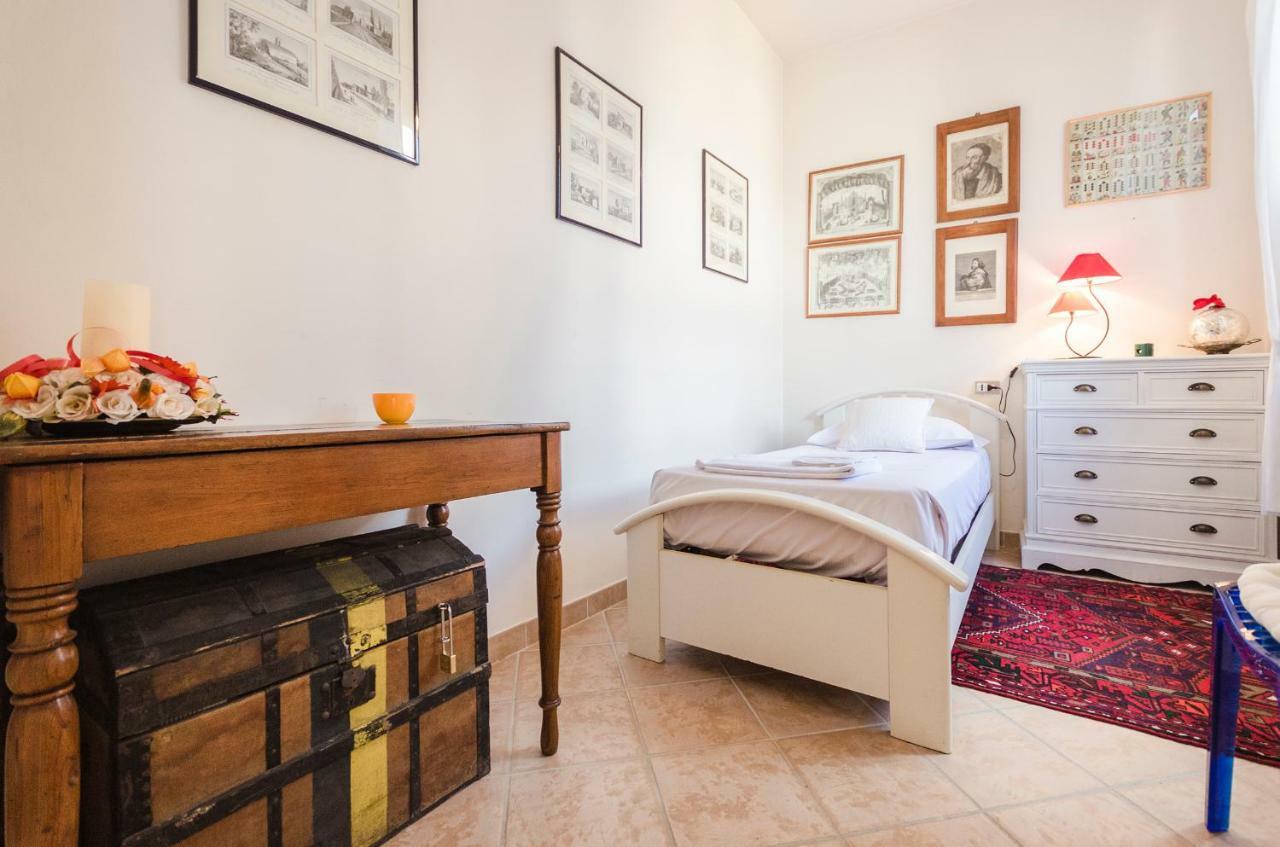 בולוניה Lupari Apartment, Palazzo Storico Sotto Le Due Torri מראה חיצוני תמונה