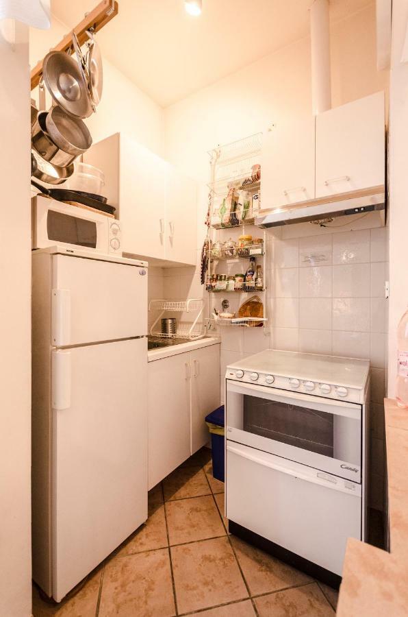 בולוניה Lupari Apartment, Palazzo Storico Sotto Le Due Torri מראה חיצוני תמונה