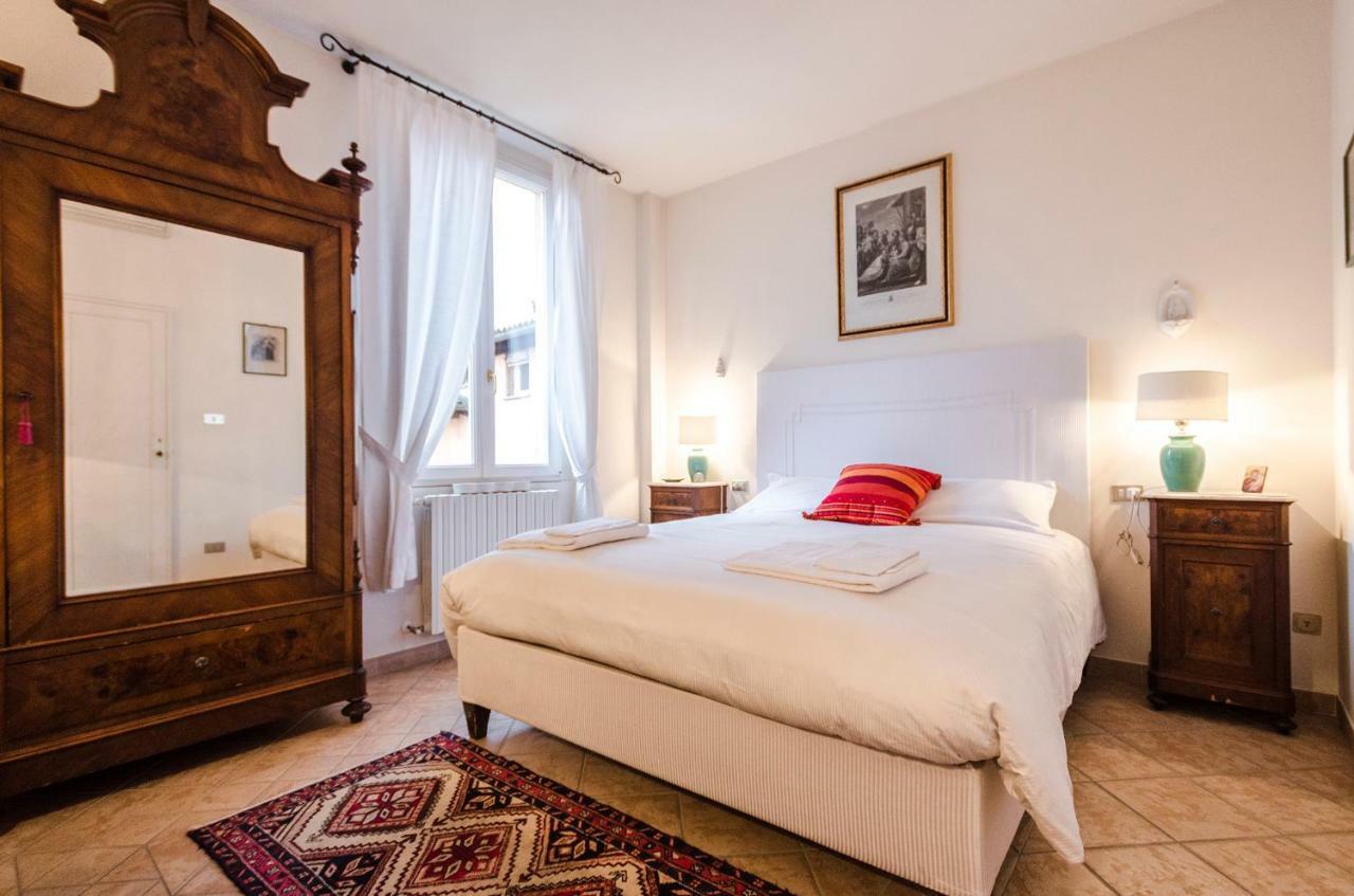 בולוניה Lupari Apartment, Palazzo Storico Sotto Le Due Torri מראה חיצוני תמונה